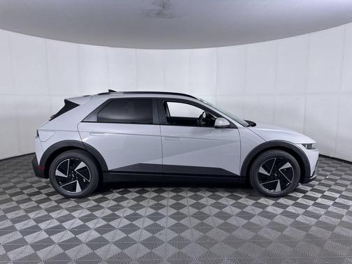 Cyber Gray 2027 Hyundai IONIQ 5 SEL