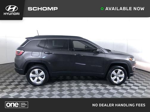 Granite Crystal Metallic Clearcoat 2018 Jeep Compass Latitude