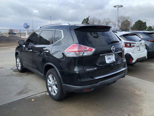2016 Nissan Rogue SV