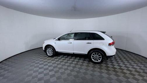 2013 Lincoln MKX Base