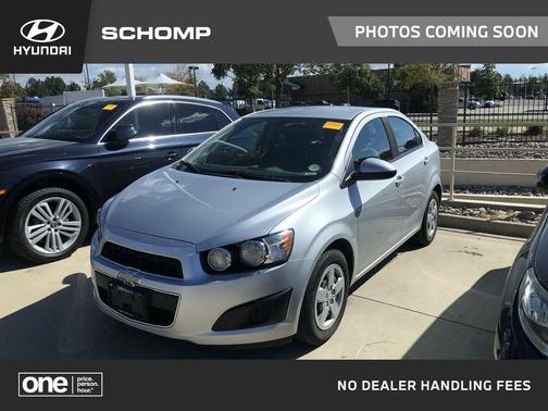 Silver Ice Metallic 2015 Chevrolet Sonic LS