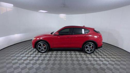 Alfa Rosso 2018 Alfa Romeo Stelvio Sport
