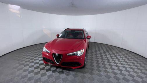Alfa Rosso 2018 Alfa Romeo Stelvio Sport
