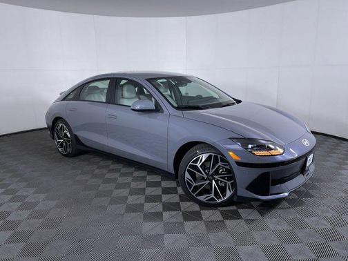 2025 Hyundai IONIQ 6 SEL