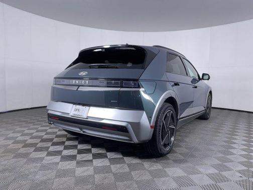 2025 Hyundai IONIQ 5 Limited