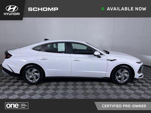 2025 Hyundai SONATA SE