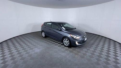 2012 Hyundai Accent SE