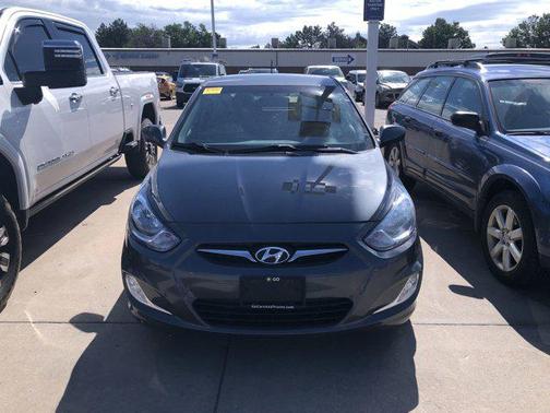 2012 Hyundai Accent SE
