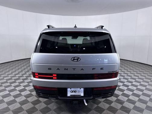 Shimmering Silver 2027 Hyundai SANTA FE HEV Calligraphy