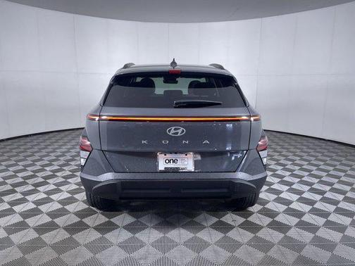 2025 Hyundai KONA SEL Convenience