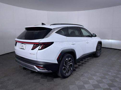 Creamy White Pearl 2026 Hyundai TUCSON Plug-In Hybrid Limited