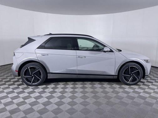 2025 Hyundai IONIQ 5 Limited