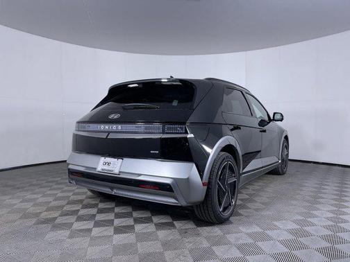 2025 Hyundai IONIQ 5 Limited