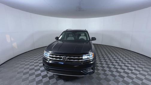 Deep Black Pearl 2019 Volkswagen Atlas 3.6L SE w/Technology