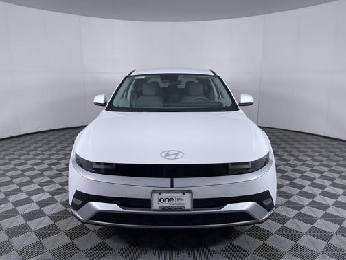 Atlas White 2026 Hyundai IONIQ 5 SEL