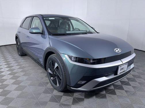 2025 Hyundai IONIQ 5 SE