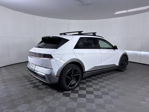 Atlas White 2027 Hyundai IONIQ 5 Limited