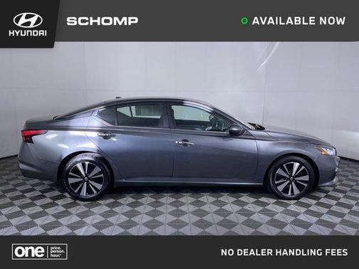 2022 Nissan Altima 2.5 SV