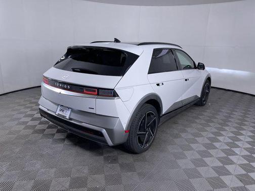 2025 Hyundai IONIQ 5 Limited