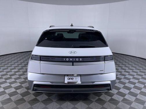2025 Hyundai IONIQ 5 Limited