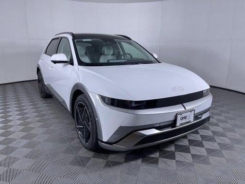 2025 Hyundai IONIQ 5 Limited
