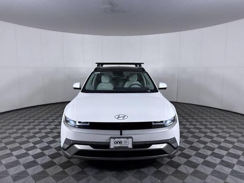 Atlas White 2027 Hyundai IONIQ 5 Limited