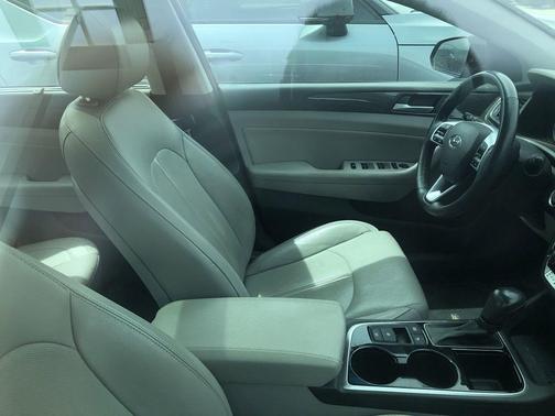 Phantom Black 2019 Hyundai SONATA Limited