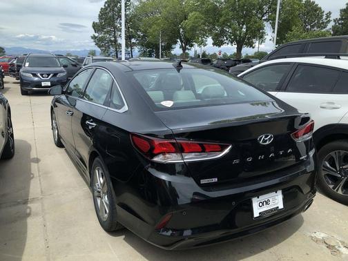 Phantom Black 2019 Hyundai SONATA Limited