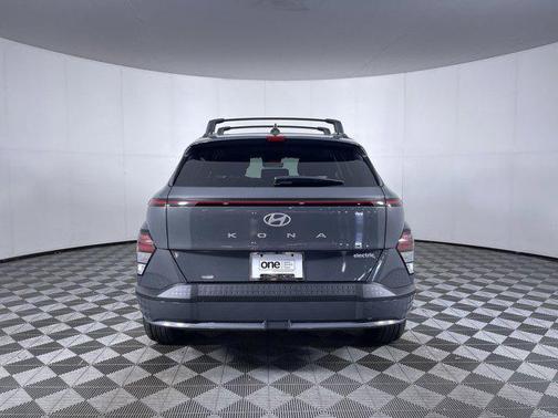2025 Hyundai KONA EV SEL