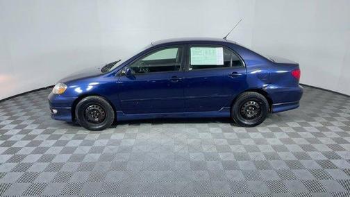 Photo 5 of 23 of 2005 Toyota Corolla S