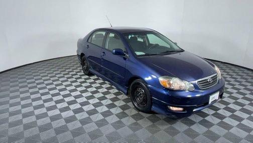 Photo 2 of 23 of 2005 Toyota Corolla S
