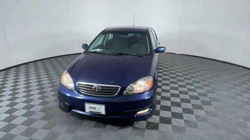 Photo 3 of 23 of 2005 Toyota Corolla S