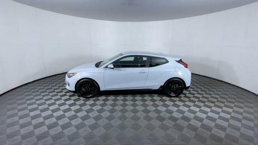 2020 Hyundai Veloster Base