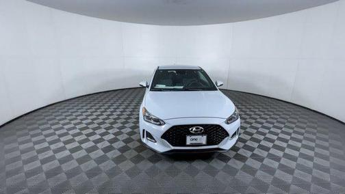 2020 Hyundai Veloster Base