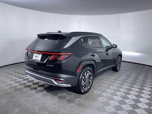 2025 Hyundai TUCSON Plug-In Hybrid Limited