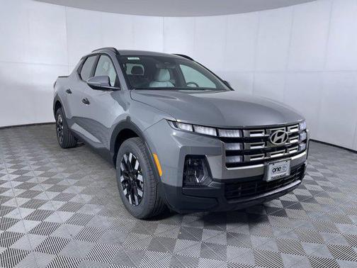 2025 Hyundai SANTA CRUZ SEL Activity