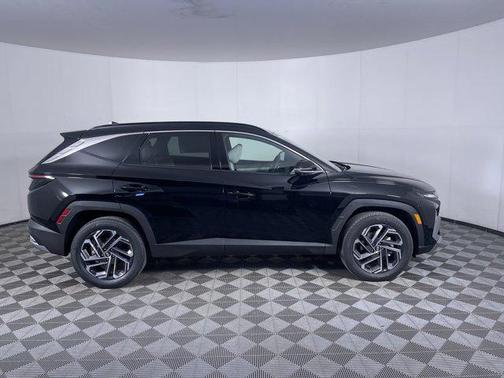 Ash Black 2026 Hyundai TUCSON Hybrid Limited