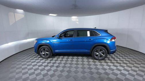Kingfisher Blue Metallic 2024 Volkswagen Atlas Cross Sport 2.0T SEL