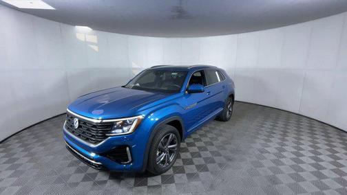 Kingfisher Blue Metallic 2024 Volkswagen Atlas Cross Sport 2.0T SEL