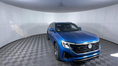 Kingfisher Blue Metallic 2024 Volkswagen Atlas Cross Sport 2.0T SEL