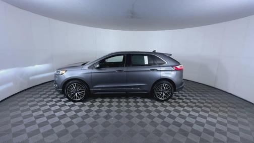 Carbonized Gray Metallic 2022 Ford Edge Titanium
