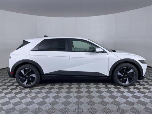 Atlas White Matte 2026 Hyundai IONIQ 5 SEL
