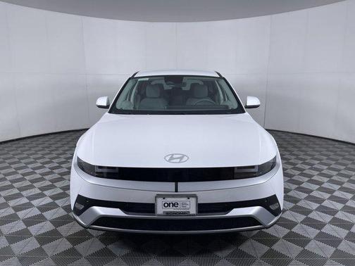 Atlas White Matte 2026 Hyundai IONIQ 5 SEL