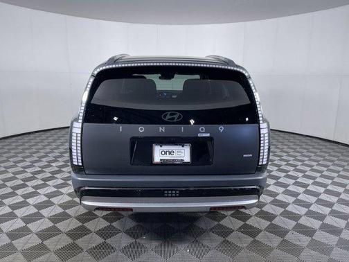 2025 Hyundai IONIQ 5 SEL