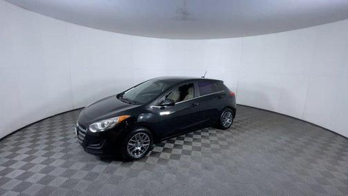 Black Noir Pearl 2016 Hyundai Elantra GT Base