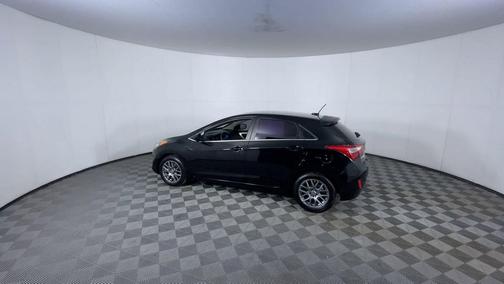 Black Noir Pearl 2016 Hyundai Elantra GT Base