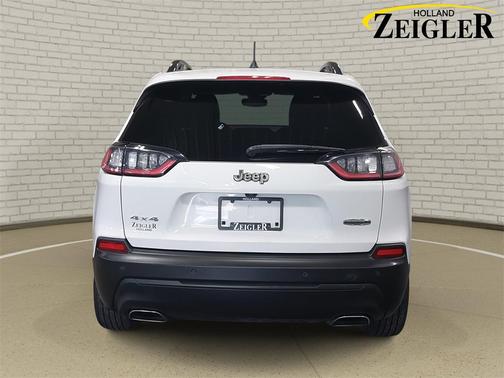 2022 Jeep Cherokee Latitude Lux