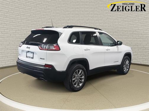 2022 Jeep Cherokee Latitude Lux
