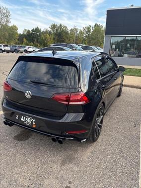 2018 Volkswagen Golf R 2.0T Manual