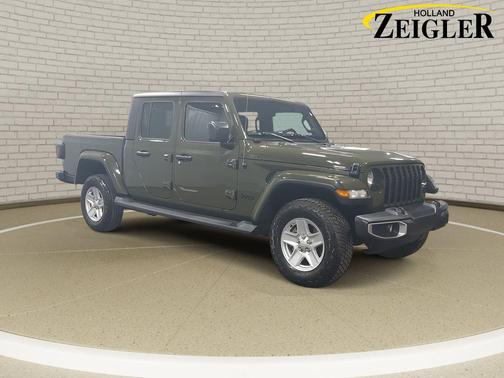 2022 Jeep Gladiator Sport S